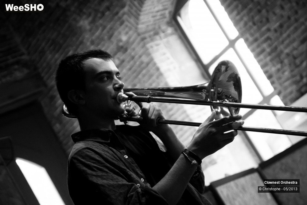 10/44 photos du spectacle Clownest Orchestra