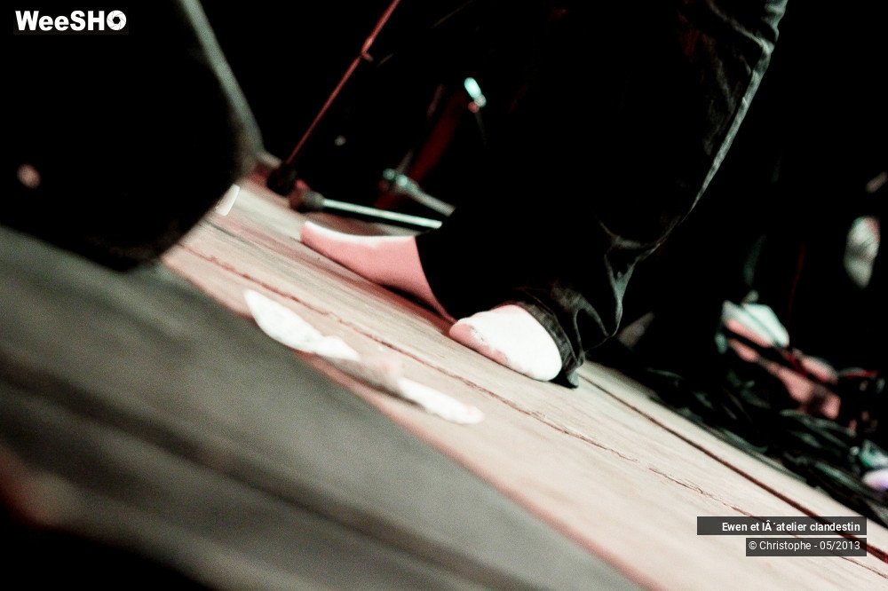 3/39 photos du spectacle Ewen et l'atelier clandestin