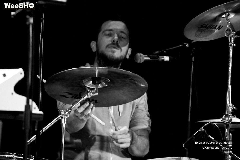 7/39 photos du spectacle Ewen et l'atelier clandestin