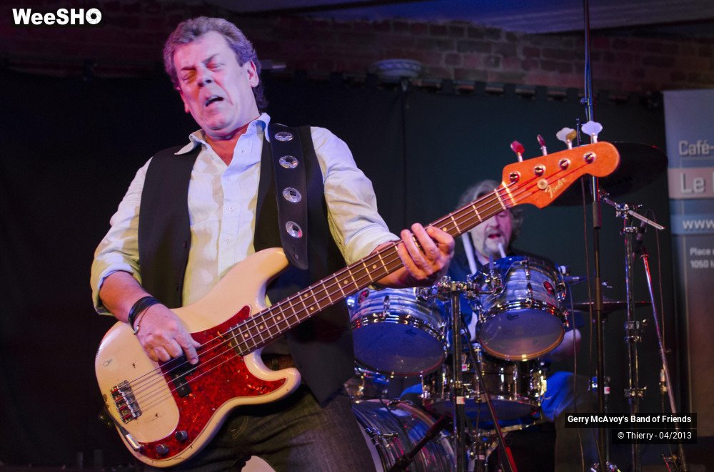 7/34 photos du spectacle Gerry Mc Avoys