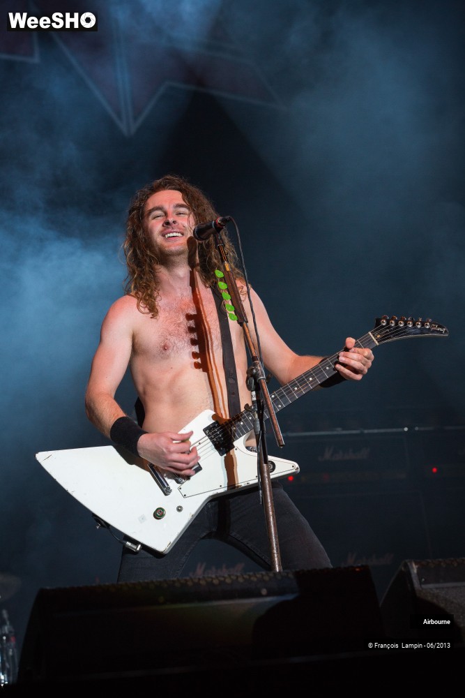 15/17 photos du spectacle Airbourne