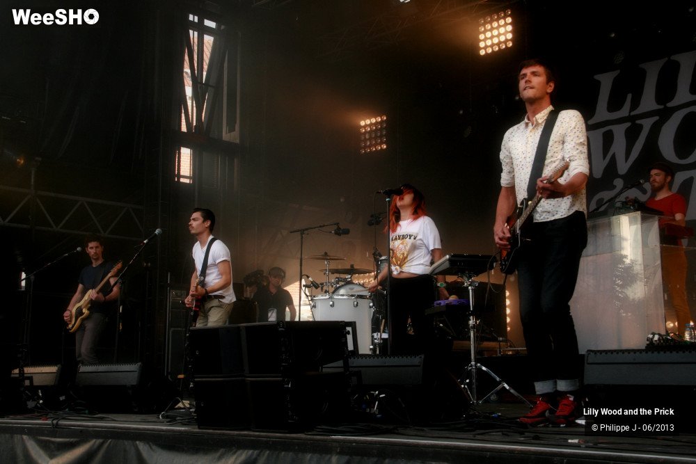 16/40 photos du spectacle Lilly Wood and the Prick