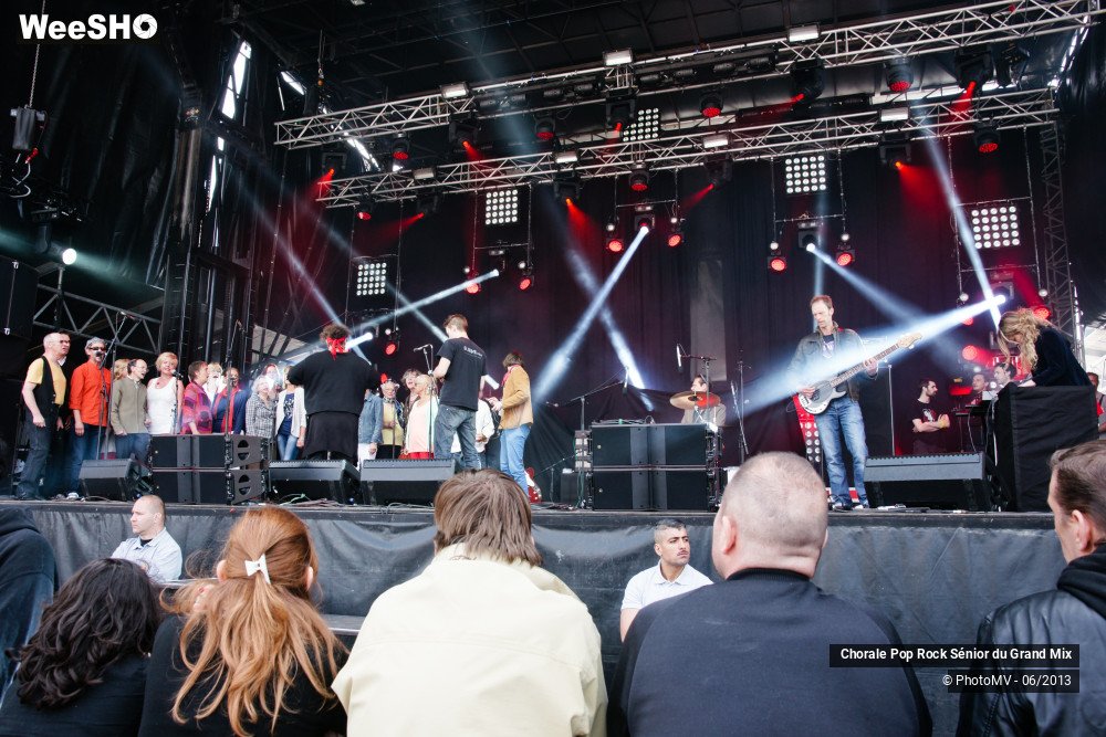 1/23 photos du spectacle chorale senior et junior du grand mix