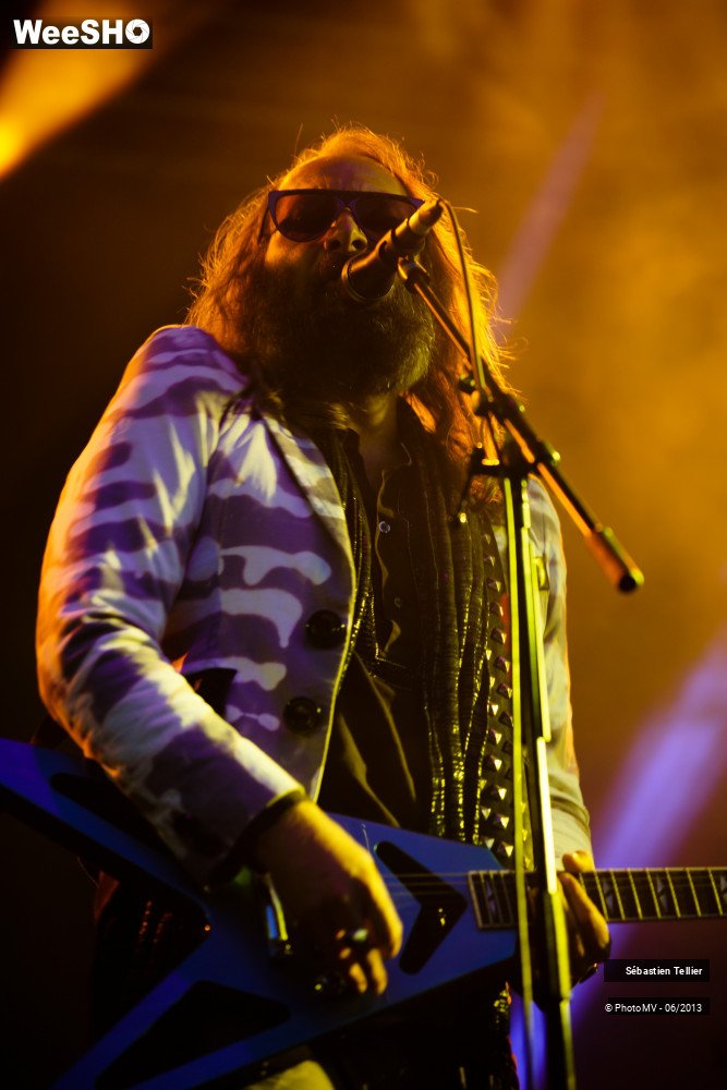 38/45 photos du spectacle Sébastien Tellier