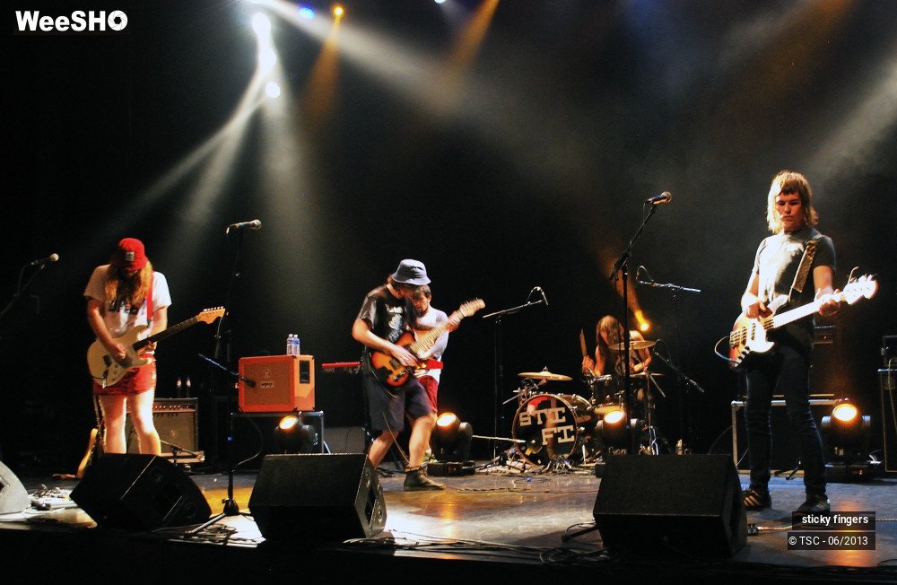 3/26 photos du spectacle Sticky Fingers