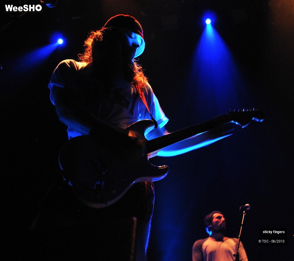 14/26 photos du spectacle Sticky Fingers