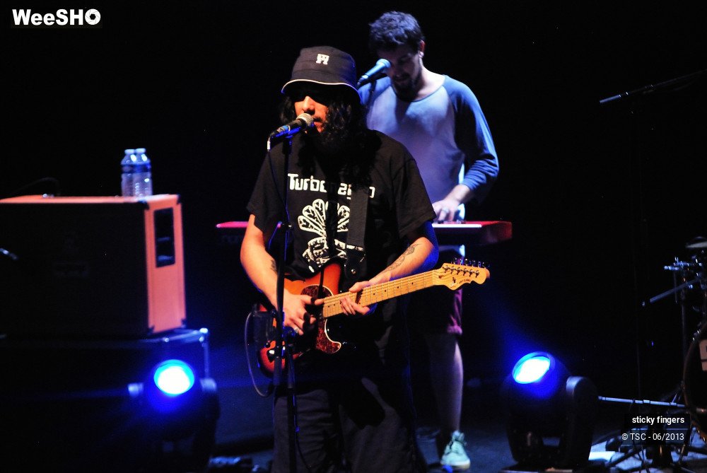 17/26 photos du spectacle Sticky Fingers