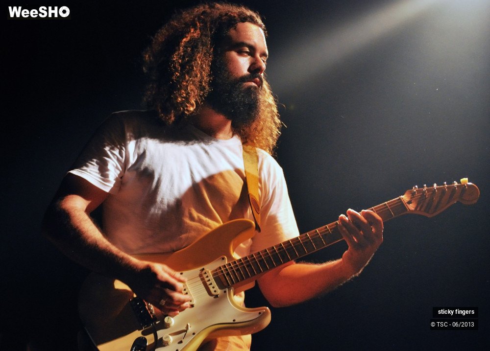 19/26 photos du spectacle Sticky Fingers
