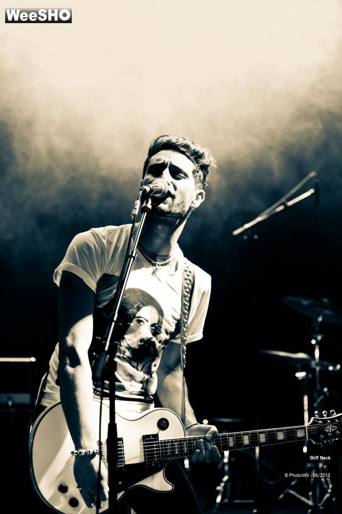 27/39 photos du spectacle Stiff Neck