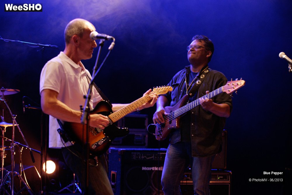 10/36 photos du spectacle blue pepper