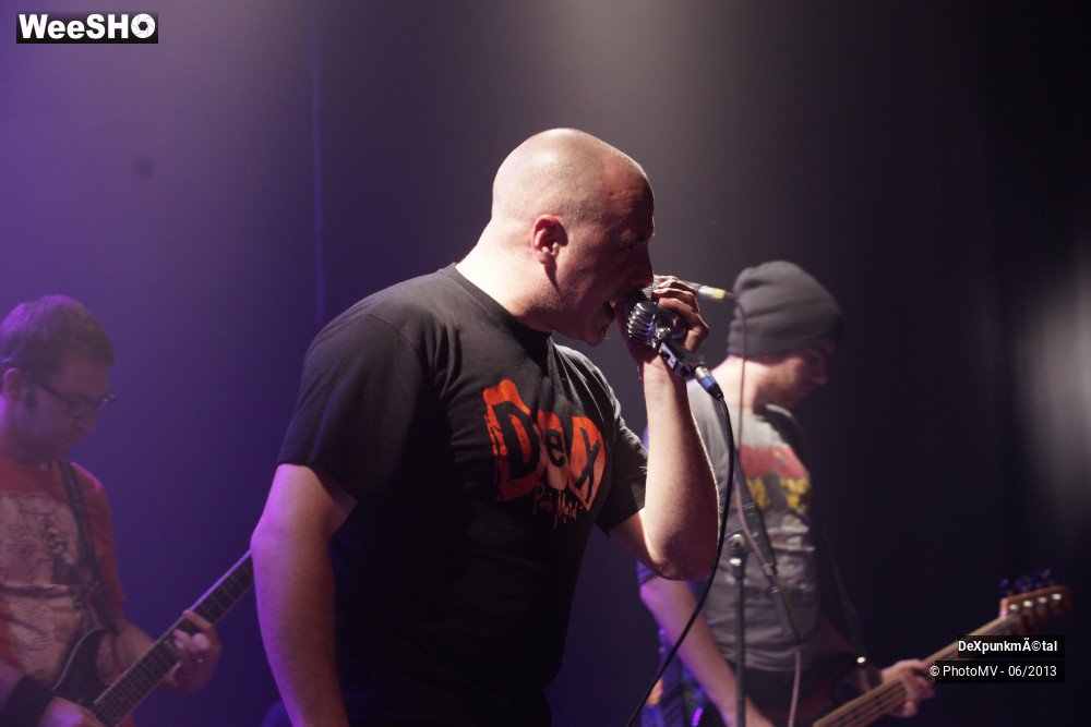 8/45 photos du spectacle DeXpunkmétal