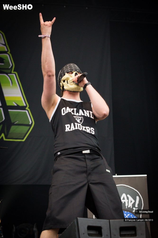 31/33 photos du spectacle Dr Living Dead