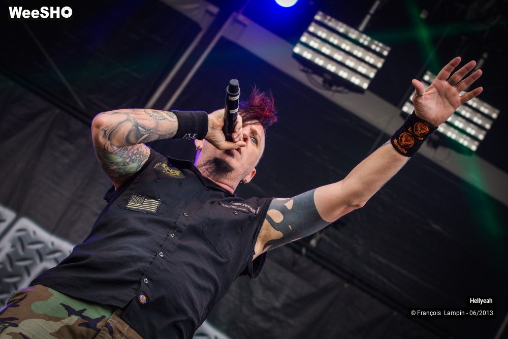 19/32 photos du spectacle Hellyeah