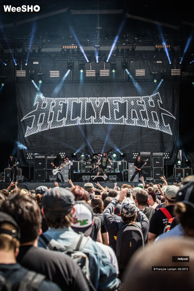 21/32 photos du spectacle Hellyeah