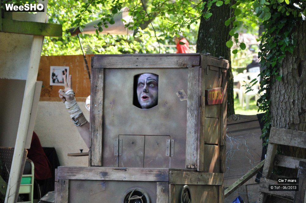 5/40 photos du spectacle La Piste aux Ordures