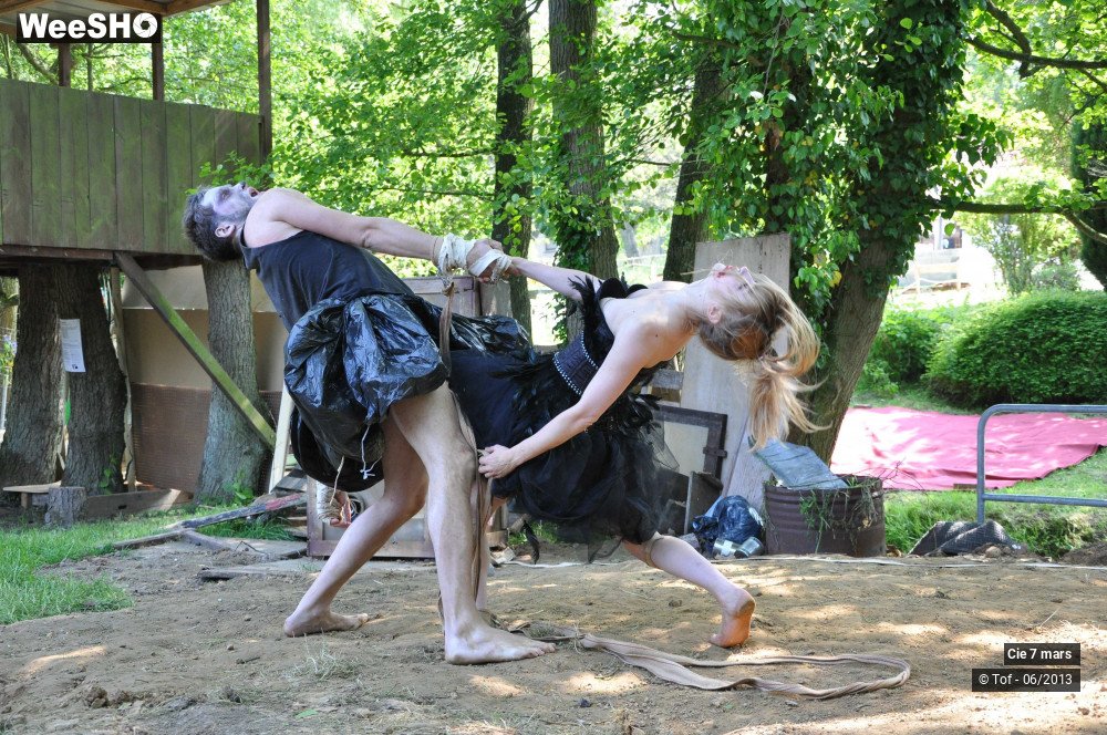20/40 photos du spectacle La Piste aux Ordures
