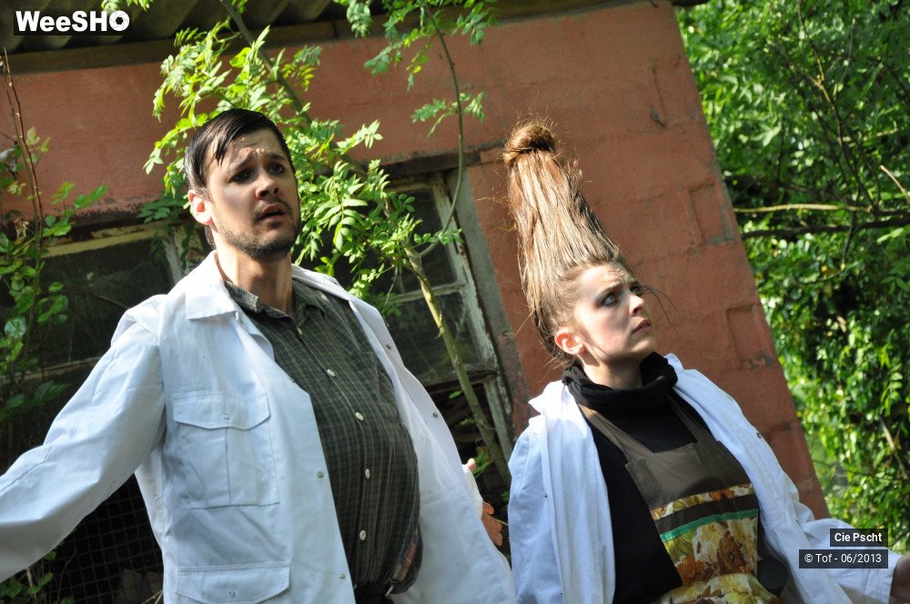 2/30 photos du spectacle Tais-toi, et mange !