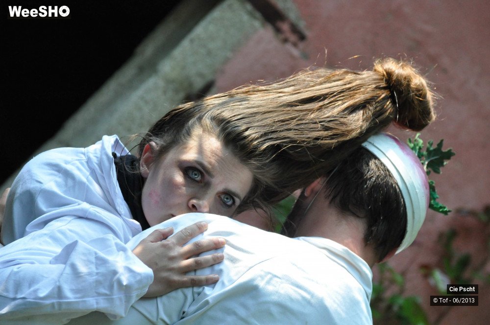 18/30 photos du spectacle Tais-toi, et mange !