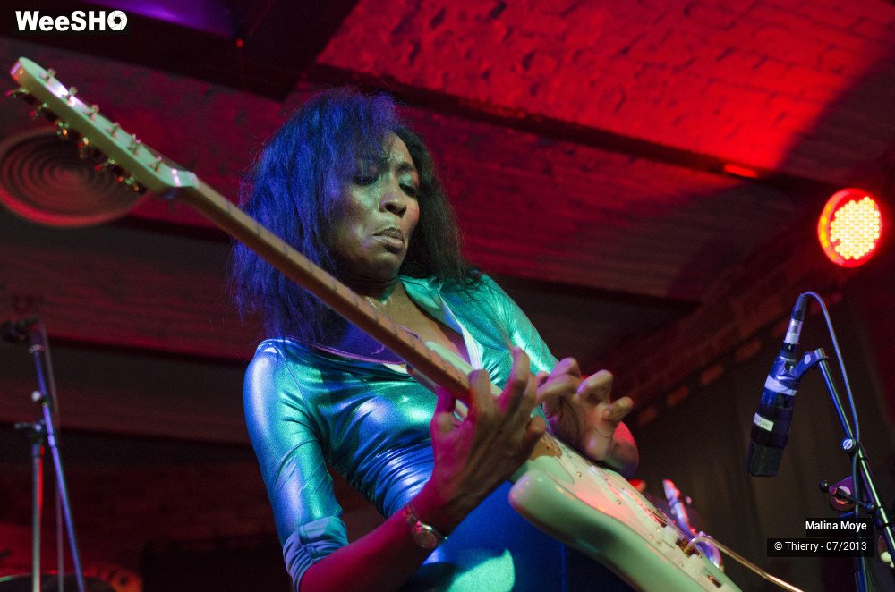 17/50 photos du spectacle Malina Moye