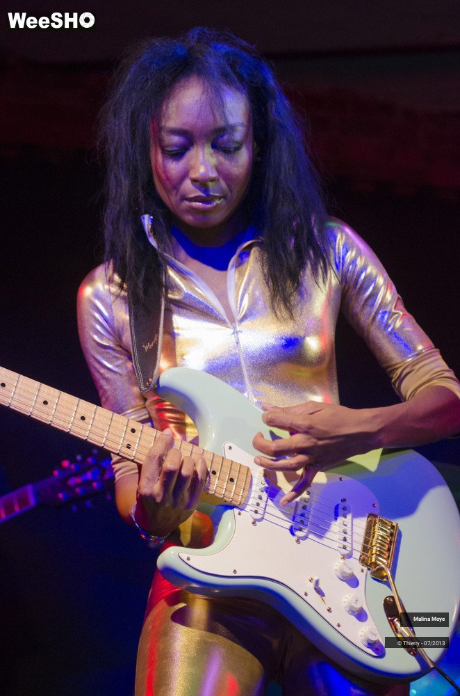 50/50 photos du spectacle Malina Moye