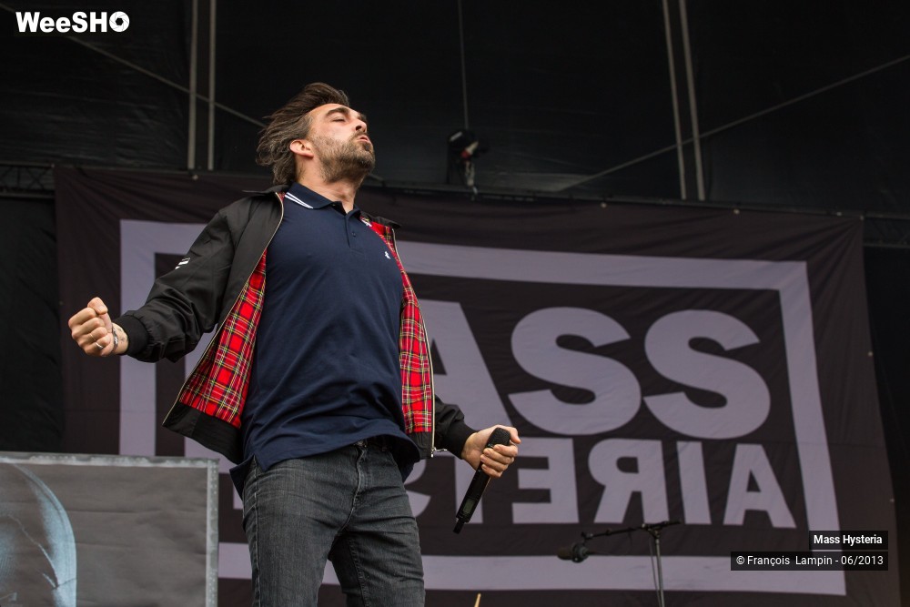 19/34 photos du spectacle Mass Hysteria