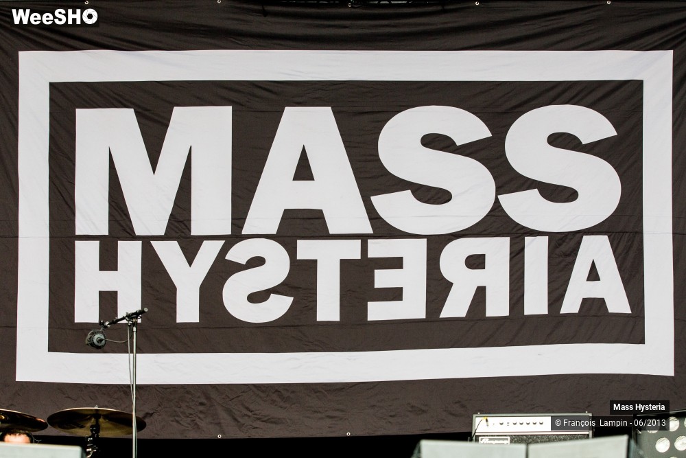 26/34 photos du spectacle Mass Hysteria