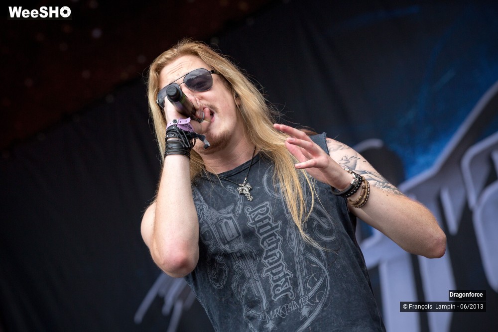 18/35 photos du spectacle DragonForce