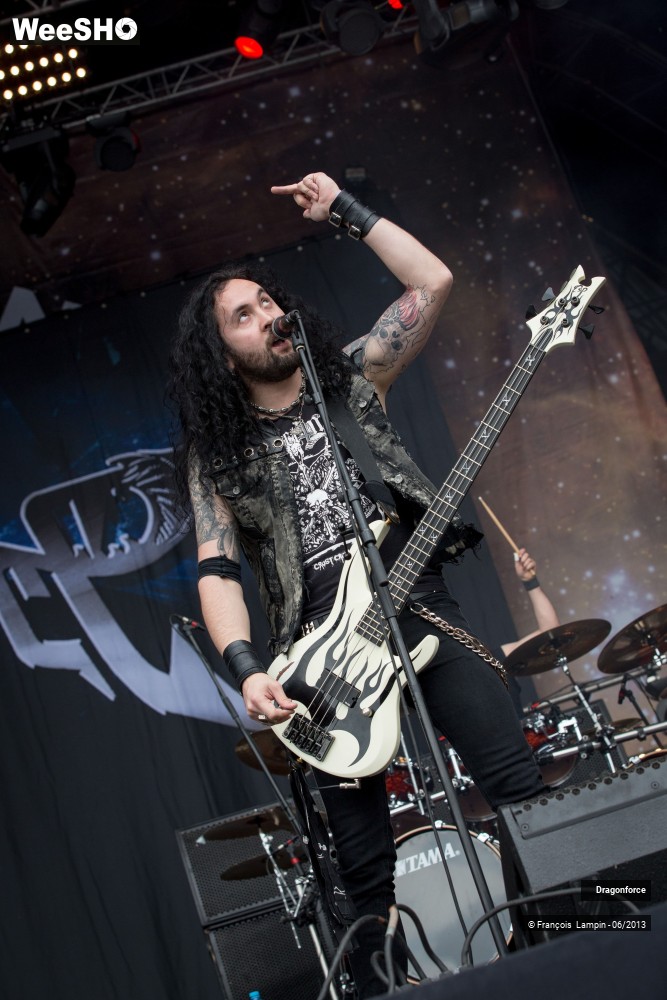 21/35 photos du spectacle DragonForce