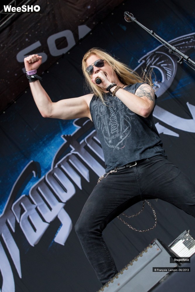 28/35 photos du spectacle DragonForce