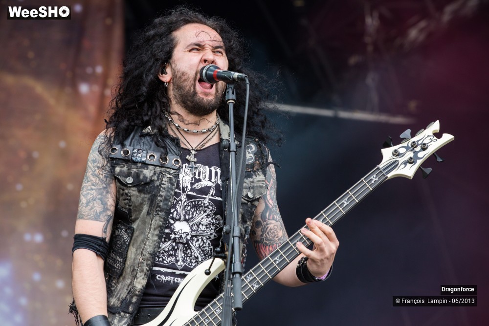 31/35 photos du spectacle DragonForce