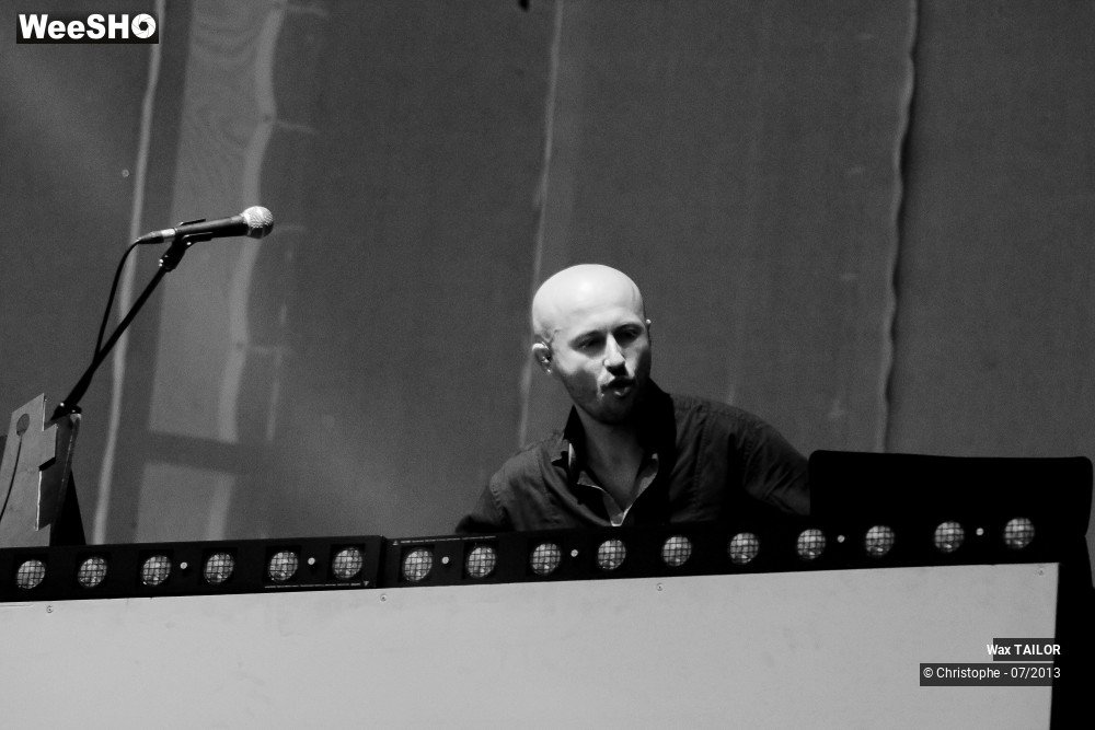 1/23 photos du spectacle Wax Tailor