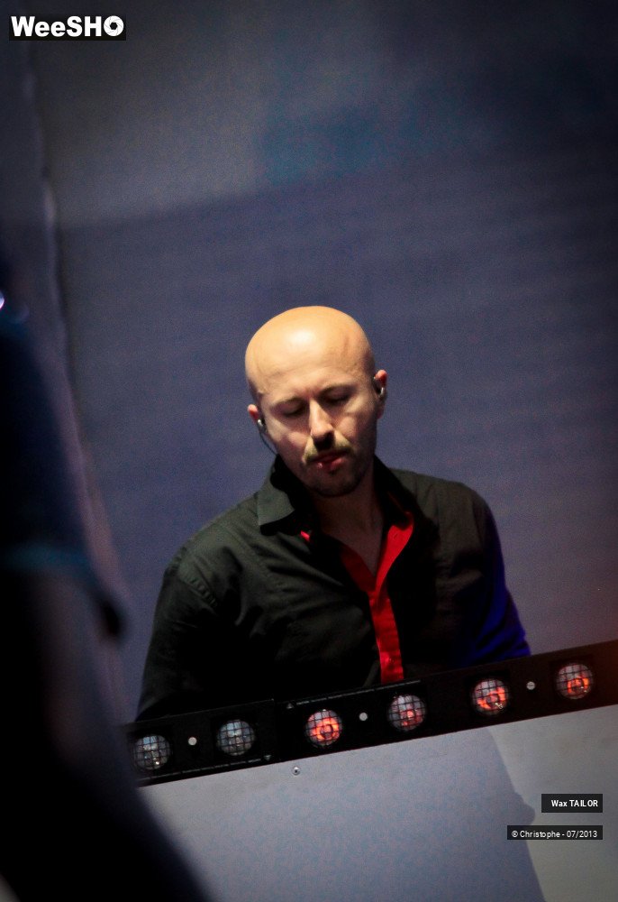 16/23 photos du spectacle Wax Tailor