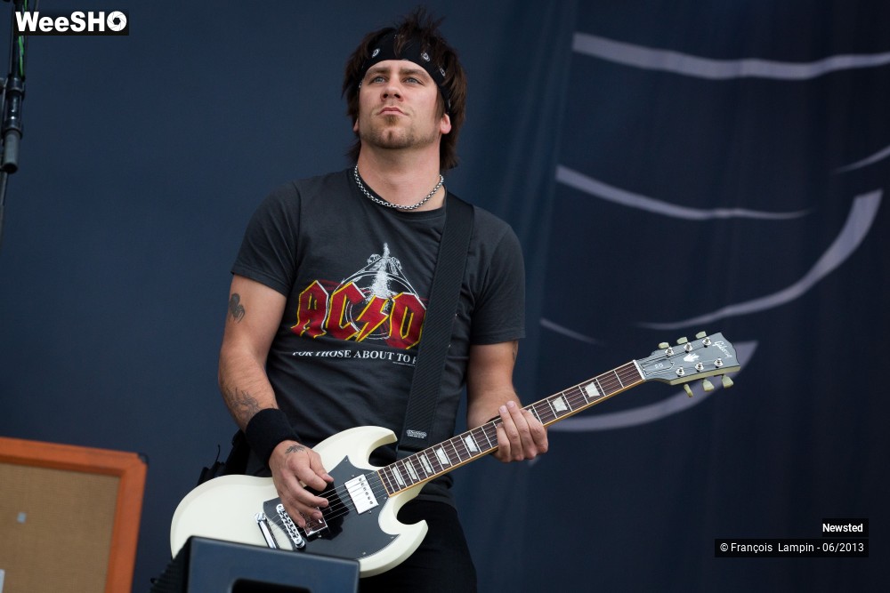 21/26 photos du spectacle Newsted