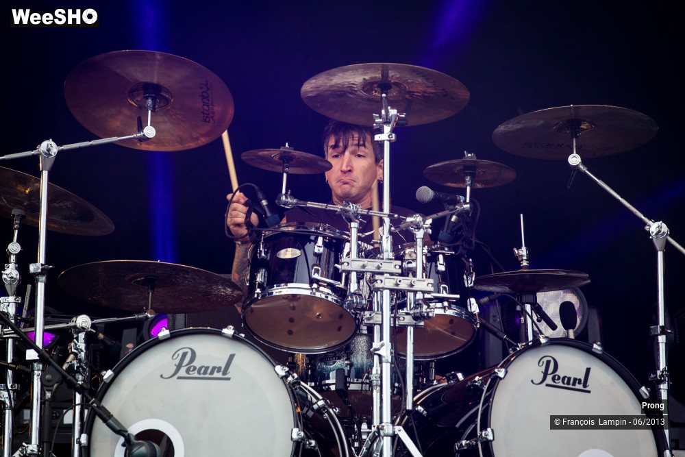 18/21 photos du spectacle Prong
