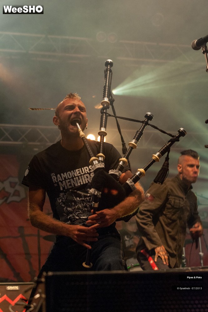 15/28 photos du spectacle Pipes & Pints