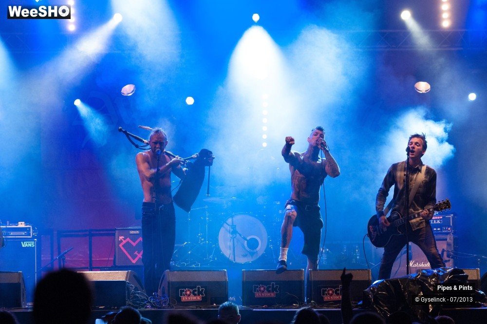 19/28 photos du spectacle Pipes & Pints