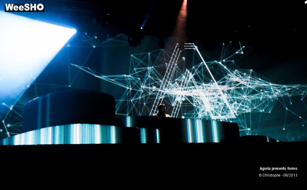 2/33 photos du spectacle Agoria presents forms