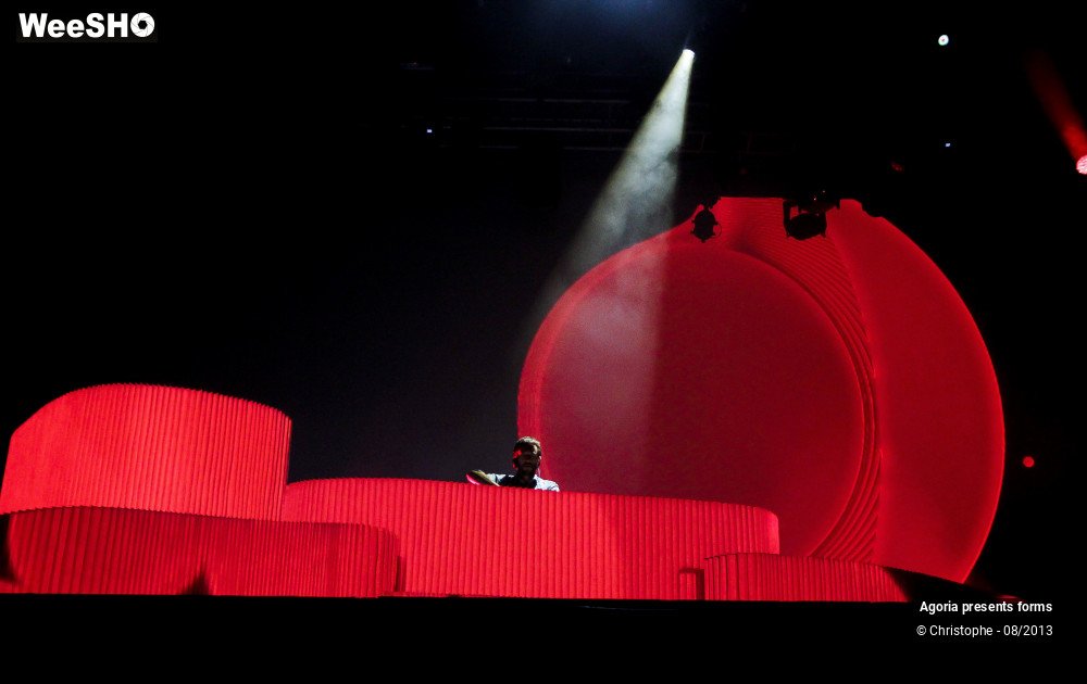 17/33 photos du spectacle Agoria presents forms