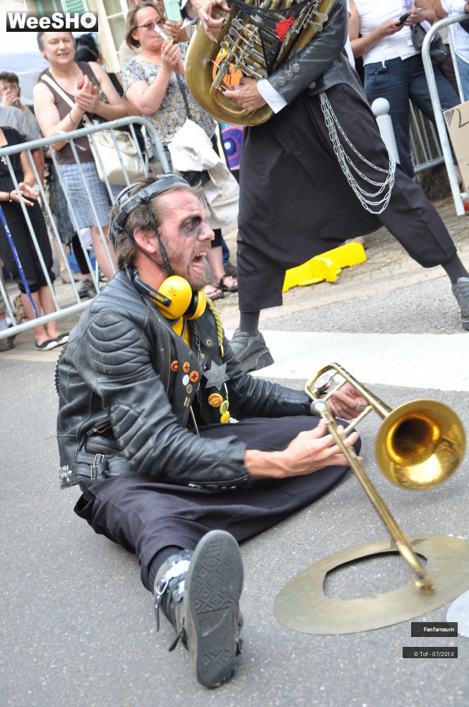 44/55 photos du spectacle Psychiatrik Fanfaroïd