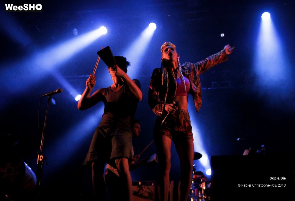 2/40 photos du spectacle Skip & Die