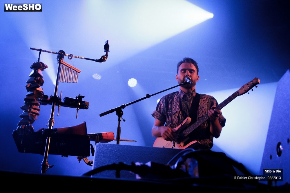 3/40 photos du spectacle Skip & Die