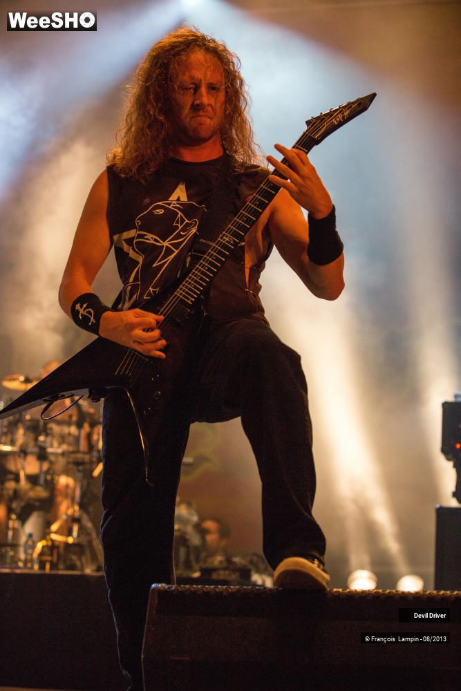 2/37 photos du spectacle DevilDriver
