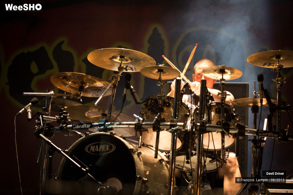 7/37 photos du spectacle DevilDriver