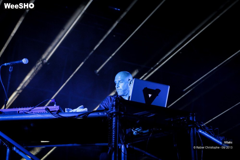 14/31 photos du spectacle Vitalic vtlzr