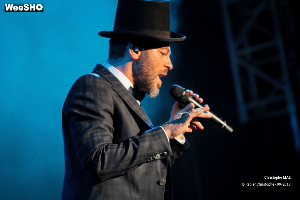 19/50 photos du spectacle Christophe Maé