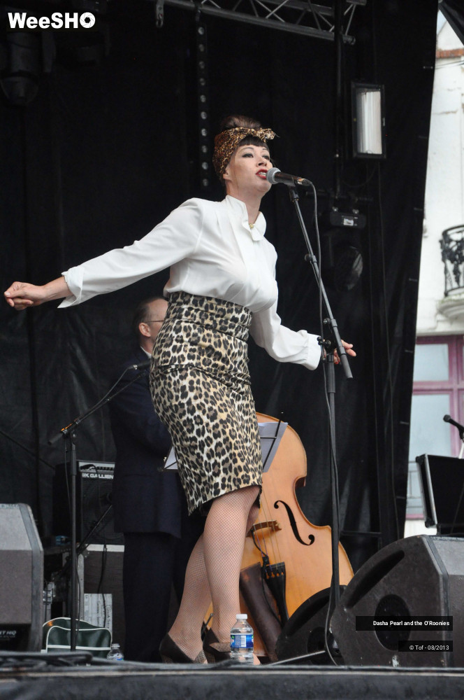 25/33 photos du spectacle Dasha Pearl and the O'Roonies