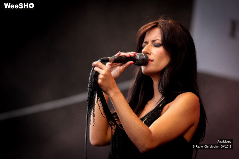 2/39 photos du spectacle Ana Moura