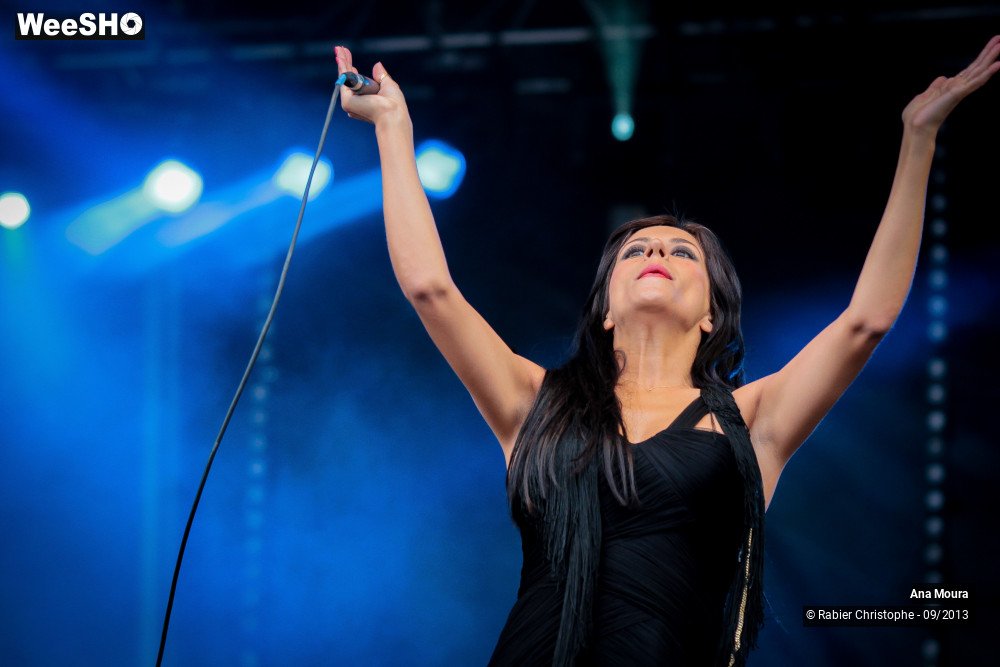 6/39 photos du spectacle Ana Moura