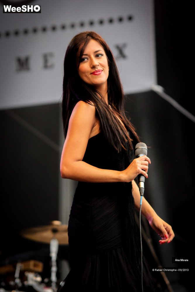 33/39 photos du spectacle Ana Moura