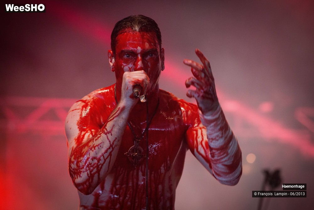 5/39 photos du spectacle Haemorrhage